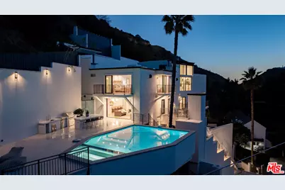 2256 Nichols Canyon Rd, Los Angeles, CA 90046 - Photo 1