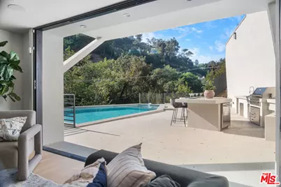 2256 Nichols Canyon Rd, Los Angeles, CA 90046 - Photo 9