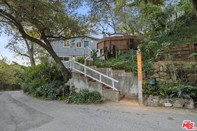 21936 Canon Dr, Topanga, CA 90290 - Photo 41