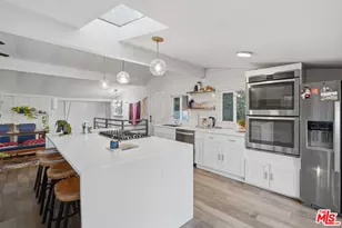 21936 Canon Dr, Topanga, CA 90290 - Photo 7