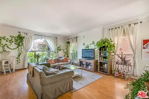 251 N Kenmore Ave, Los Angeles, CA 90004 - Photo 63