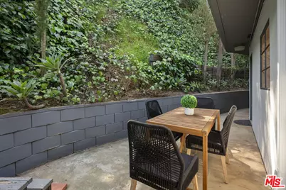 3311 Adina Dr, Los Angeles, CA 90068 - Photo 25