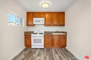 11329 Sherman Way, Los Angeles, CA 91352 - Photo 17