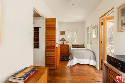 654 Frontenac Ave, Los Angeles, CA 90065 - Photo 15