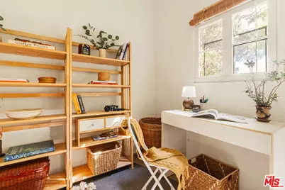 654 Frontenac Ave, Los Angeles, CA 90065 - Photo 27