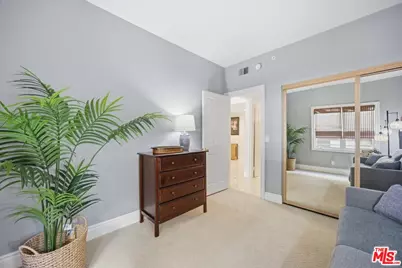 2602 E 20th St #202B, Signal Hill, CA 90755 - Photo 19