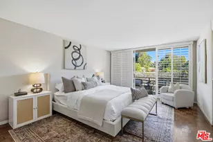 11356 Thurston Cir, Los Angeles, CA 90049 - Photo 23