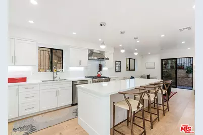 3850 Udell Ct, Los Angeles, CA 90027 - Photo 3