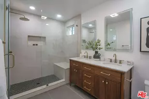 6374 Macal Pl, Los Angeles, CA 90068 - Photo 15