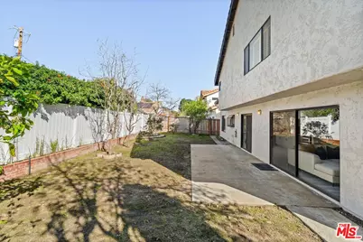 18251 Chase St, Northridge, CA 91325 - Photo 25