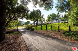 2171 McKain St, Calabasas, CA 91302 - Photo 1