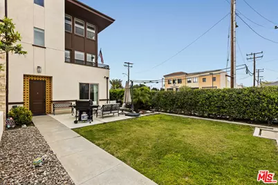 15812 Santa Ana Ave #1, Bellflower, CA 90706 - Photo 3