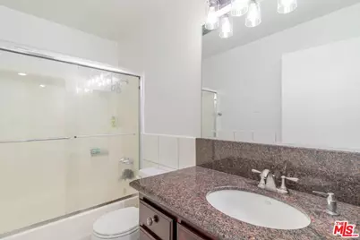 1121 E Wilson Ave #12, Glendale, CA 91206 - Photo 27