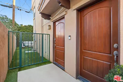 822 N McCadden Pl, Los Angeles, CA 90038 - Photo 17