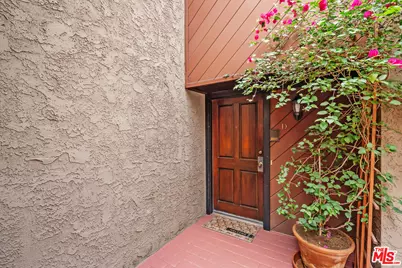 1427 S Bentley Ave #D, Los Angeles, CA 90025 - Photo 5