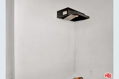 6072 York Blvd, Los Angeles, CA 90042 - Photo 23