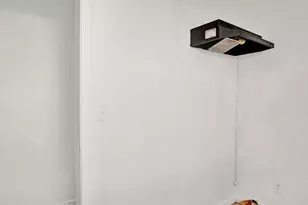 6072 York Blvd, Los Angeles, CA 90042 - Photo 23