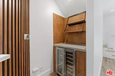 1160 Granville Ave #104, Los Angeles, CA 90049 - Photo 9