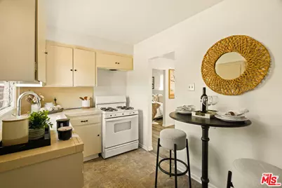 3115 S Curts Ave, Los Angeles, CA 90034 - Photo 43