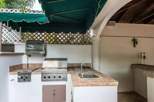 4063 Benedict Canyon Dr, Sherman Oaks, CA 91423 - Photo 27
