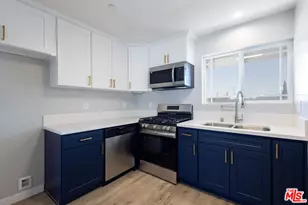 3468 W 71st St, Los Angeles, CA 90043 - Photo 29