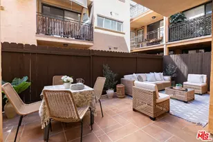 1154 S Barrington Ave, Los Angeles, CA 90049 - Photo 7