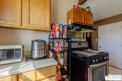 73968 Gorgonio Dr, Twentynine Palms, CA 92277 - Photo 9