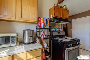 73968 Gorgonio Dr, Twentynine Palms, CA 92277 - Photo 9