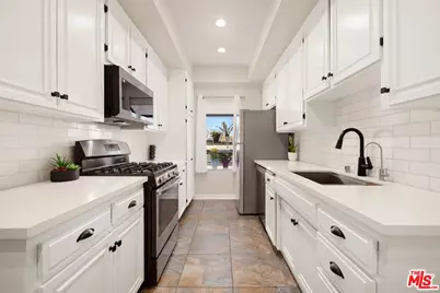 828 S Bedford St #202, Los Angeles, CA 90035 - Photo 5