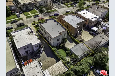 1945 S Bronson Ave, Los Angeles, CA 90018 - Photo 13