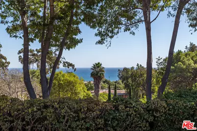 27349 Pacific Coast Hwy, Malibu, CA 90265 - Photo 5