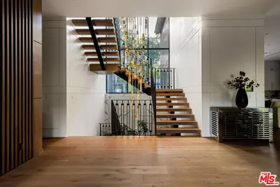 4565 Encino Ave, Encino, CA 91316 - Photo 7