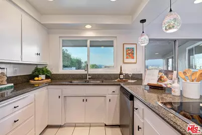 3903 Carol Ct, Culver City, CA 90232 - Photo 47