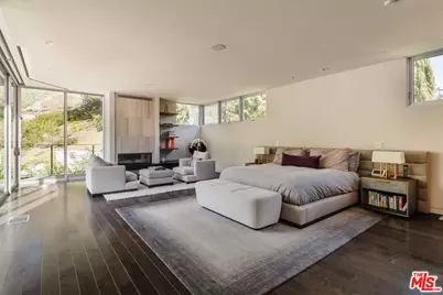17731 Calle De Palermo, Pacific Palisades, CA 90272 - Photo 13