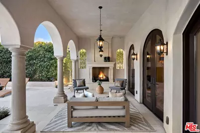 6882 Arizona Ave, Los Angeles, CA 90045 - Photo 15