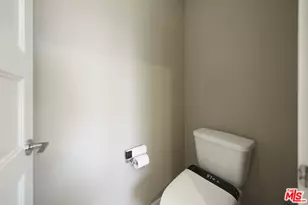 1520 W Artesia Square, Gardena, CA 90248 - Photo 9