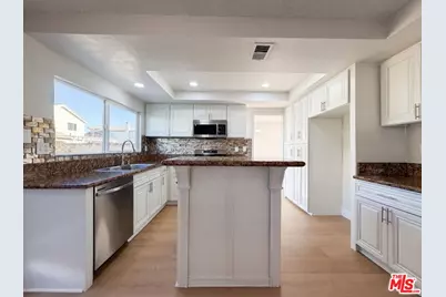 37740 Duffel St, Palmdale, CA 93552 - Photo 11