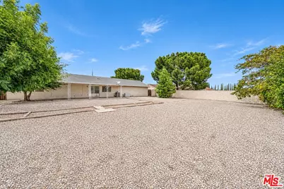 12865 Amethyst Rd, Victorville, CA 92392 - Photo 25