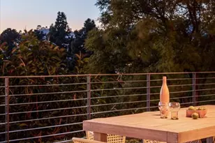 2015 Hollyvista Ave, Los Angeles, CA 90027 - Photo 43