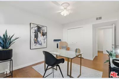 1242 S Barrington Ave #205, Los Angeles, CA 90025 - Photo 17