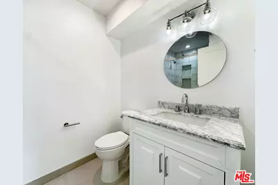 5930 Willoughby Ave, Los Angeles, CA 90038 - Photo 25