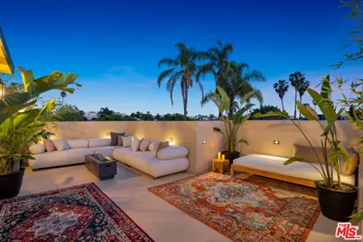 435 N Laurel Ave, Los Angeles, CA 90048 - Photo 33