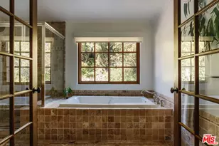 20521 Cheney Dr, Topanga, CA 90290 - Photo 25