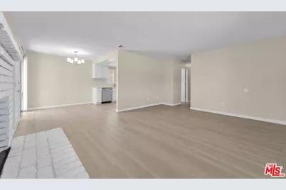 15018 E Avenue Q7, Palmdale, CA 93591 - Photo 5