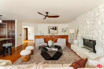 9747 Babbitt Ave, Northridge, CA 91325 - Photo 5