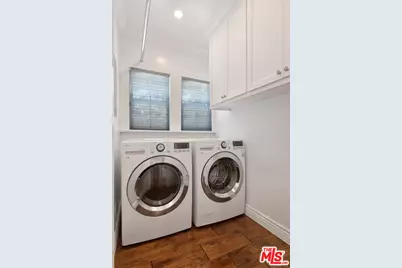 543 N June St, Los Angeles, CA 90004 - Photo 7