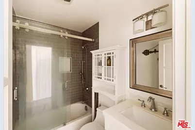 2706 Malcolm Ave, Los Angeles, CA 90064 - Photo 33