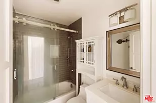 2706 Malcolm Ave, Los Angeles, CA 90064 - Photo 33