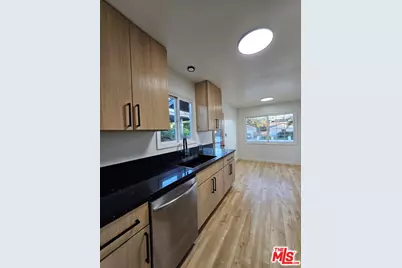12865 Gilmore Ave, Los Angeles, CA 90066 - Photo 17