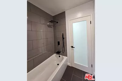 12865 Gilmore Ave, Los Angeles, CA 90066 - Photo 27